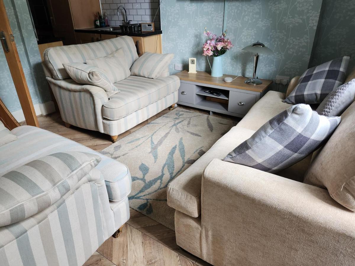 Captivating 2-bed Ground Floor In Largs