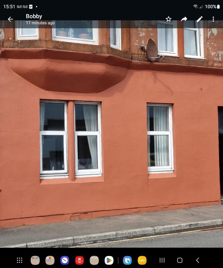 Captivating 2-bed Ground Floor In Apartment