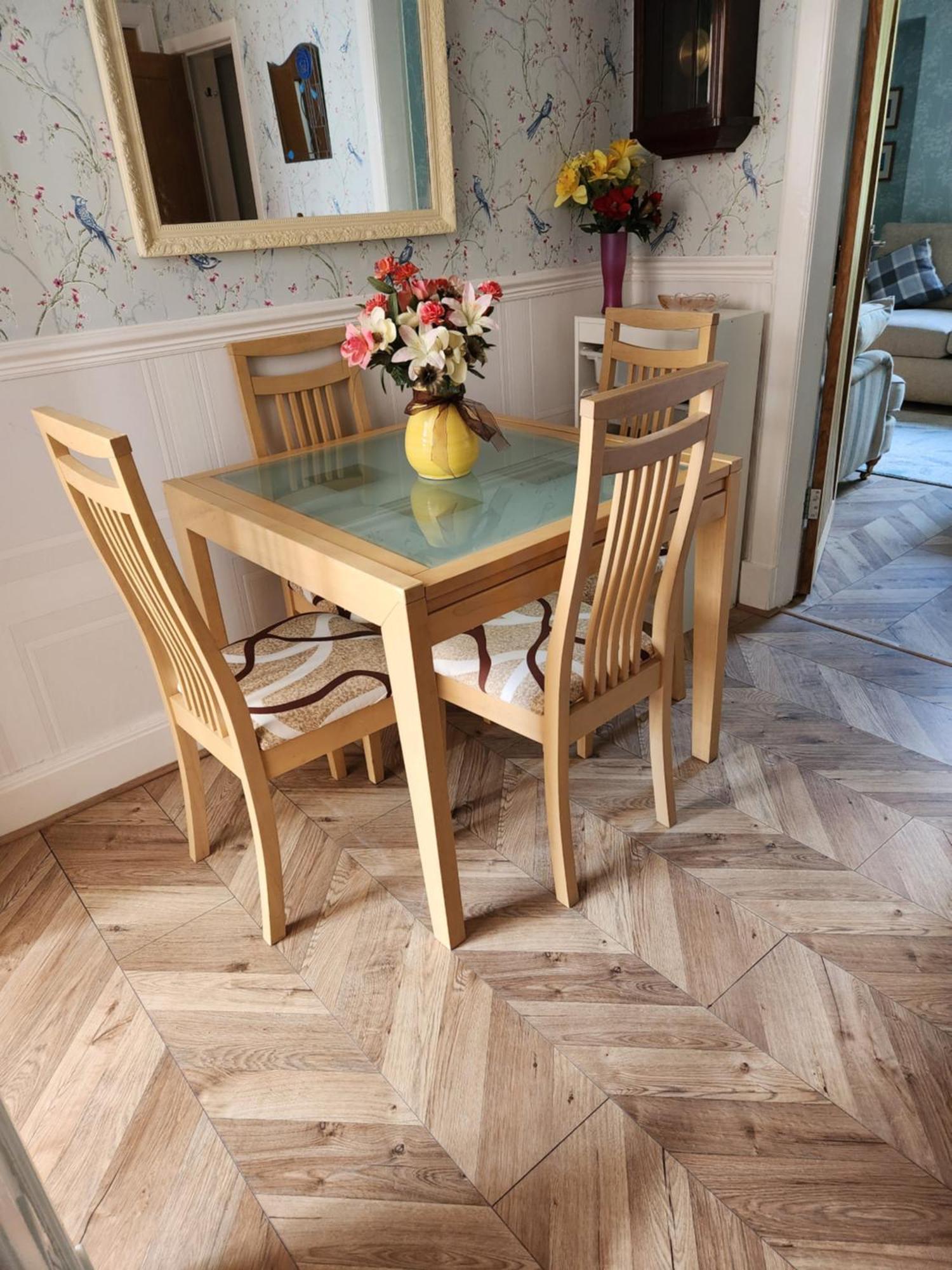 Captivating 2-bed Ground Floor In Apartment *