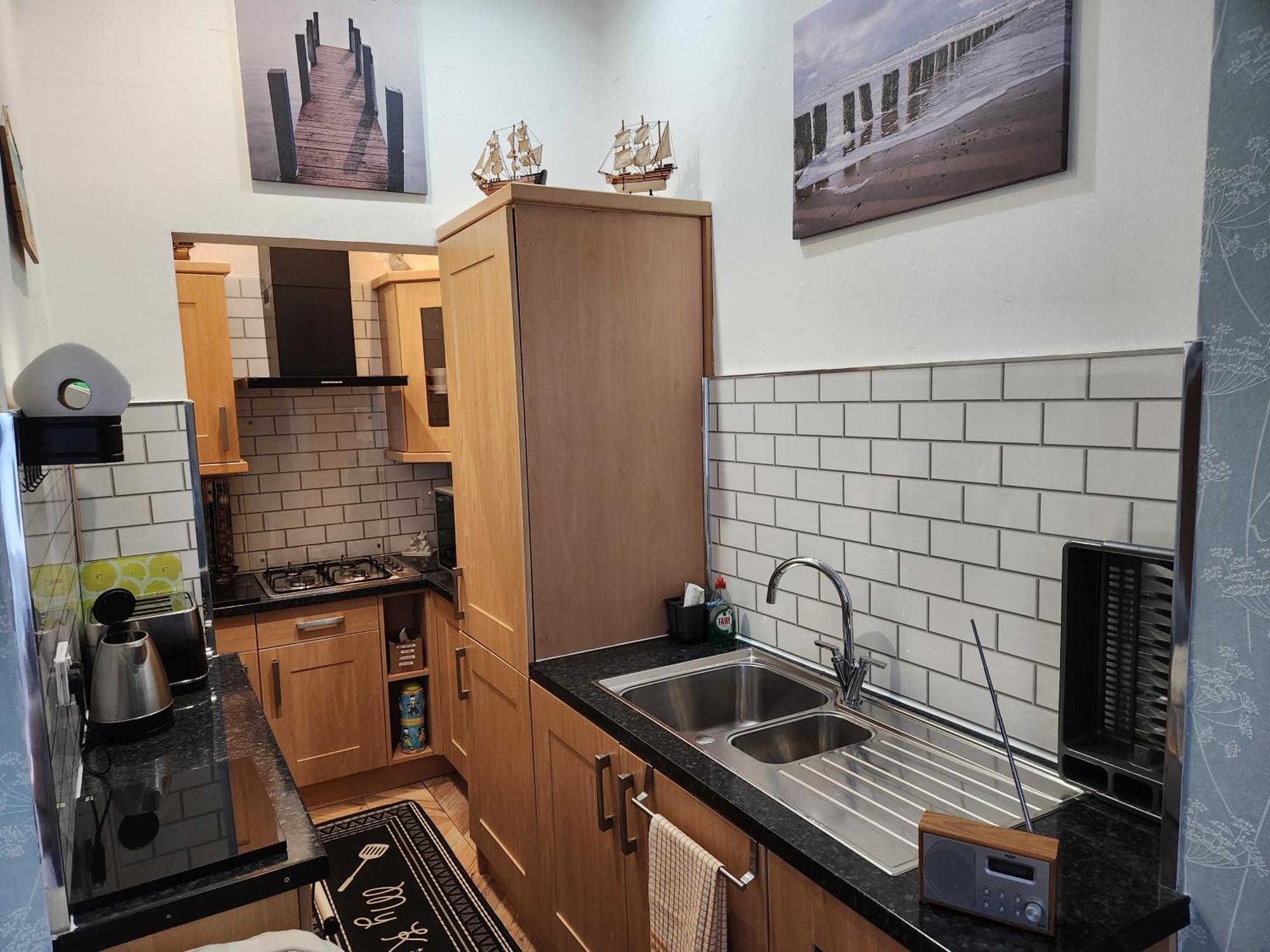 Captivating 2-bed Ground Floor In *